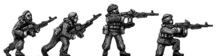 Chechen infantry firing or advancing with LMG (15mm)