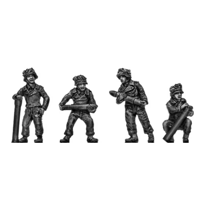 German 15cm Nebelwerfer crew in Pz jacket (20mm)