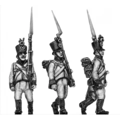 German fusilier, shako, marching, shoulder arms (18mm)