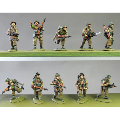 Infantry section, windproofs, advancing (20mm) - Image 2