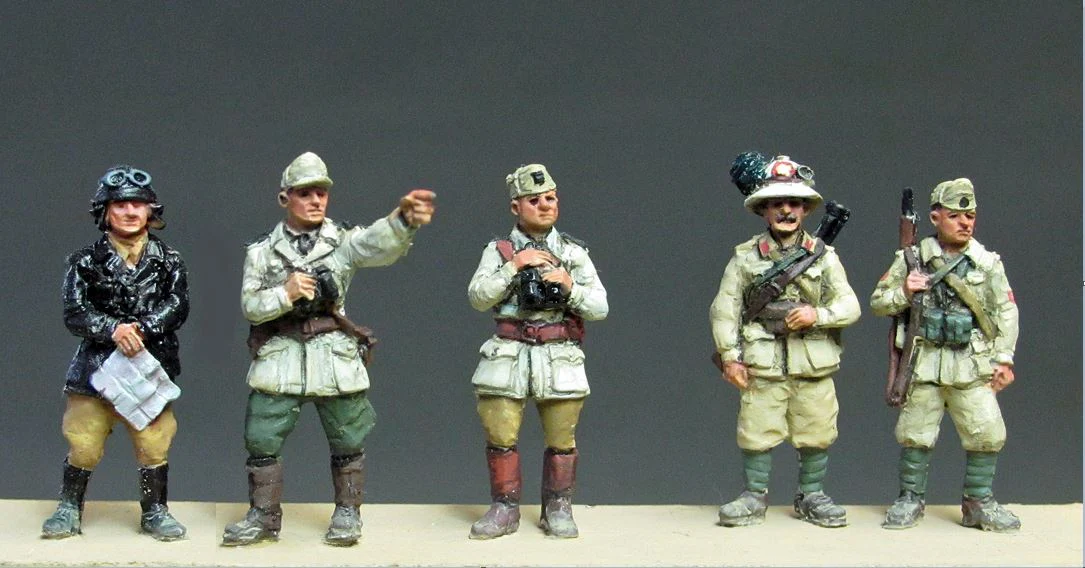 Italian Officers (20mm) - Image 2