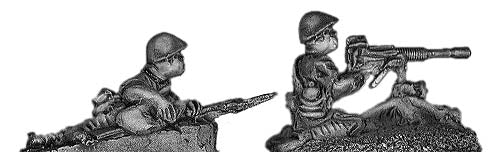 Japanese infantry with Type 92 HMG and No2, in helmet (15mm)