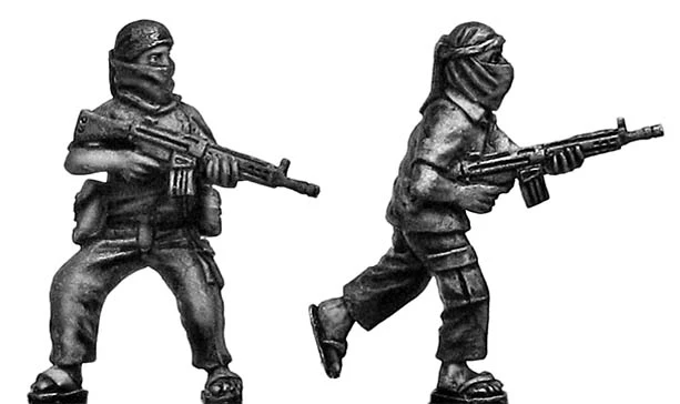 Masked Somali gunmen with G3 rifle (28mm)