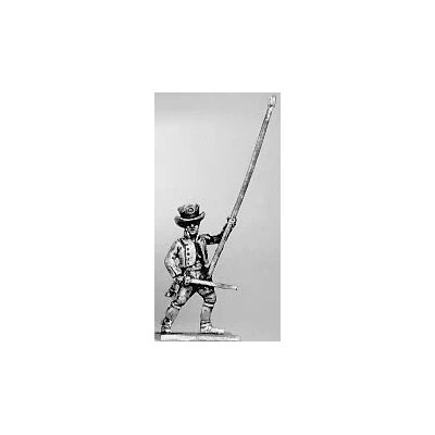 Militia standard bearer (18mm)