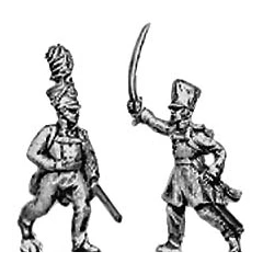 Officer, with sabre (18mm)