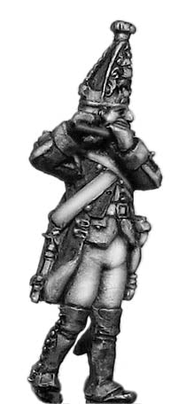 Russian Grenadier fifer, coat - no lapels, marching (28mm)