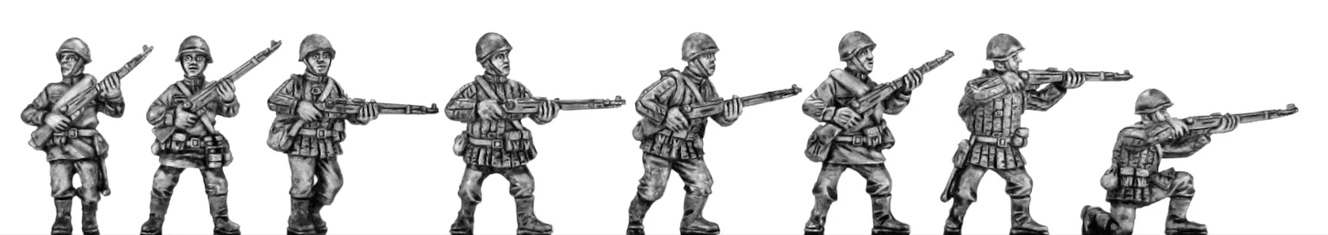 Soviet infantry in helmet with rifle (28mm)