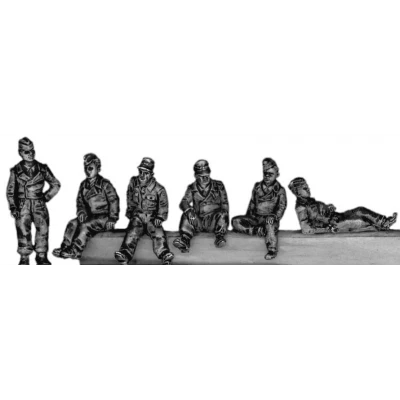 SS Panzer crew, relaxing (20mm)