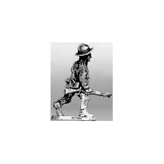 Trooper dismounted advancing, hat (15mm)